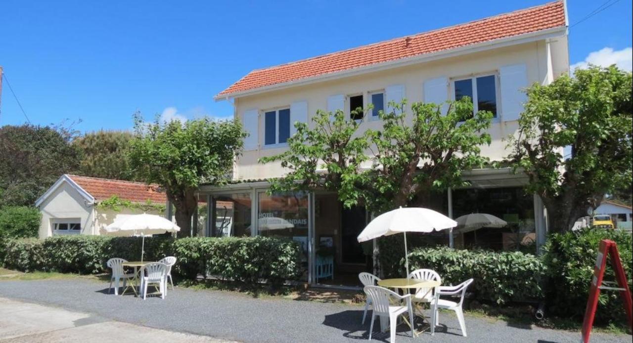 Hotel Au Bon Landais Biscarrosse-Plage Exteriör bild