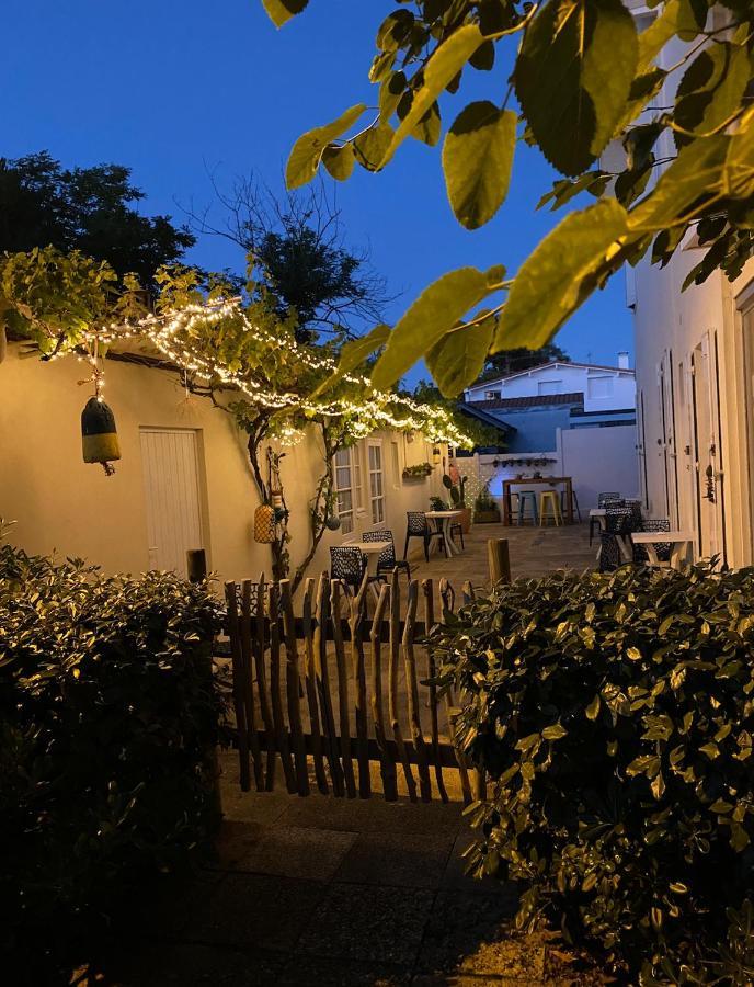 Hotel Au Bon Landais Biscarrosse-Plage Exteriör bild